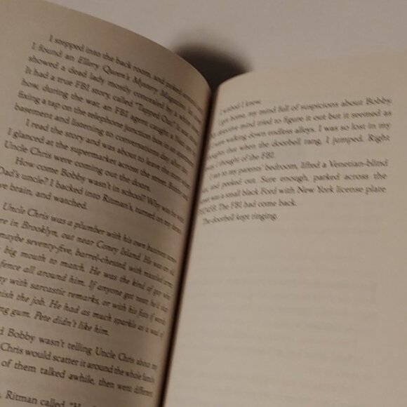 3/$13 Catch you later, Traitor Kids novel by Avi 2015 hardcover children… - Picture 7 of 8